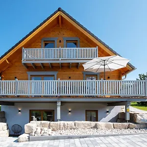  Ferienhaus Megumi